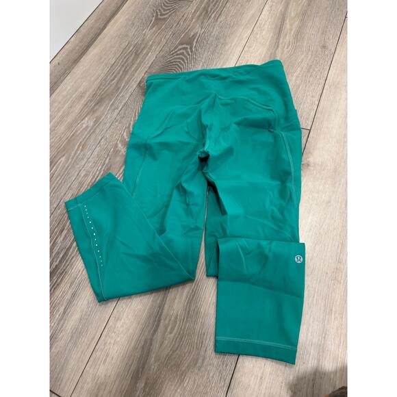 Lululemon Swift Speed High-Rise Crop 23"
Maldives Green - Picture 2 of 7